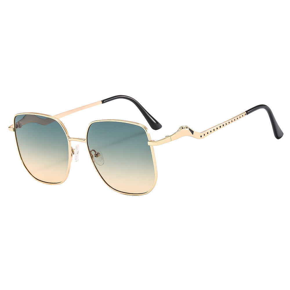Women’s square designer sunglasses with decorative accents Bowlift