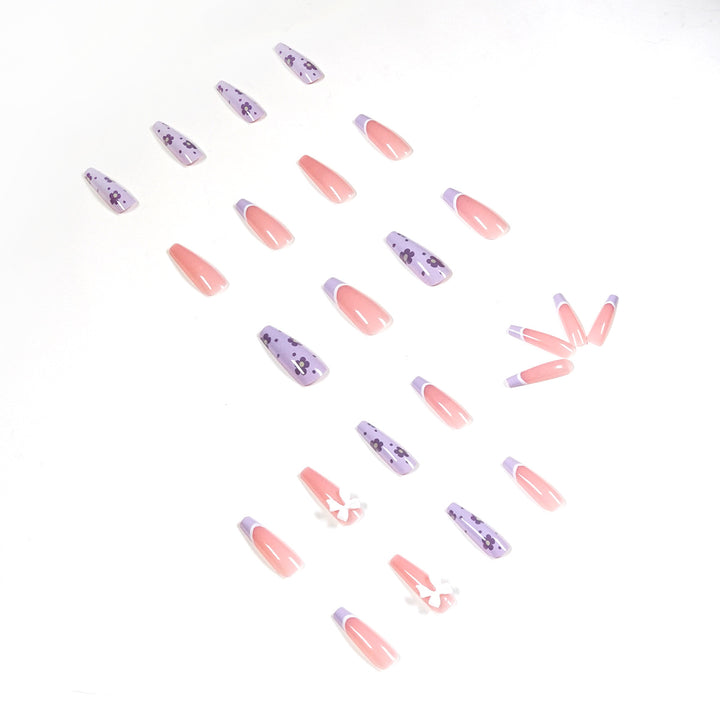 Artful Nail Extensions in Floral Design Bowlift