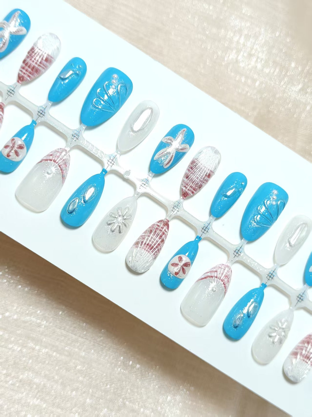 Creative Nail Art Artificial Nails Bowlift