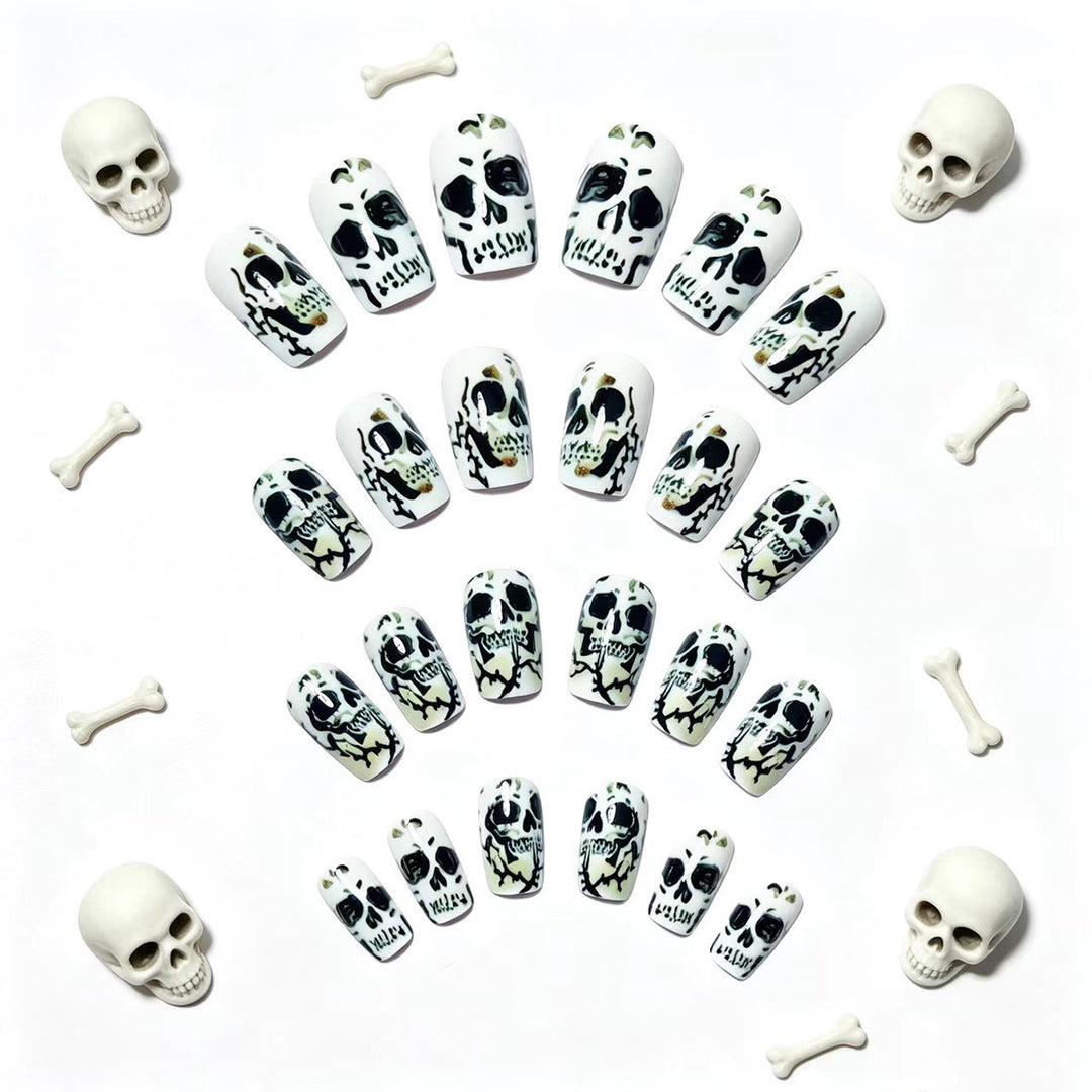 Creative artificial nails with lovingly detailed skull design Bowlift