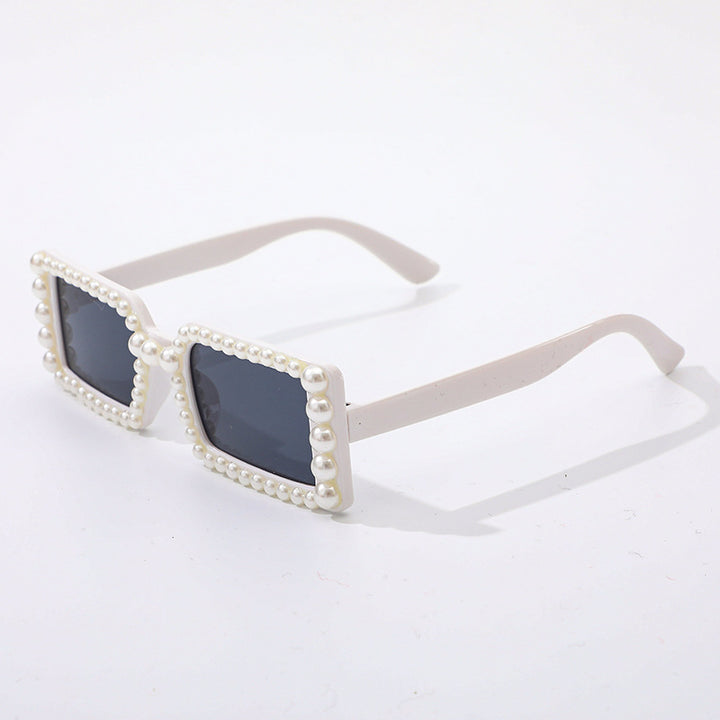 Ladies Stylish Sunglasses with Pearl Decoration Bowlift