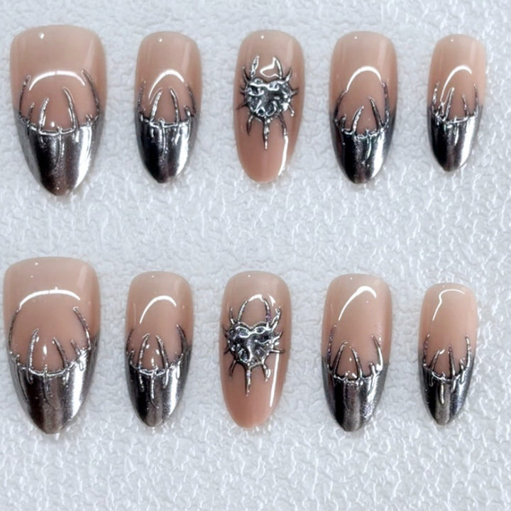 Artificial nails with metallic accents Bowlift