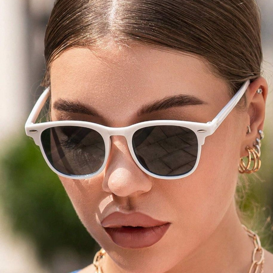 Ladies trendy Transparent Sunglasses Bowlift