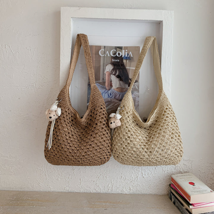 Stylish crochet handbag Bowlift