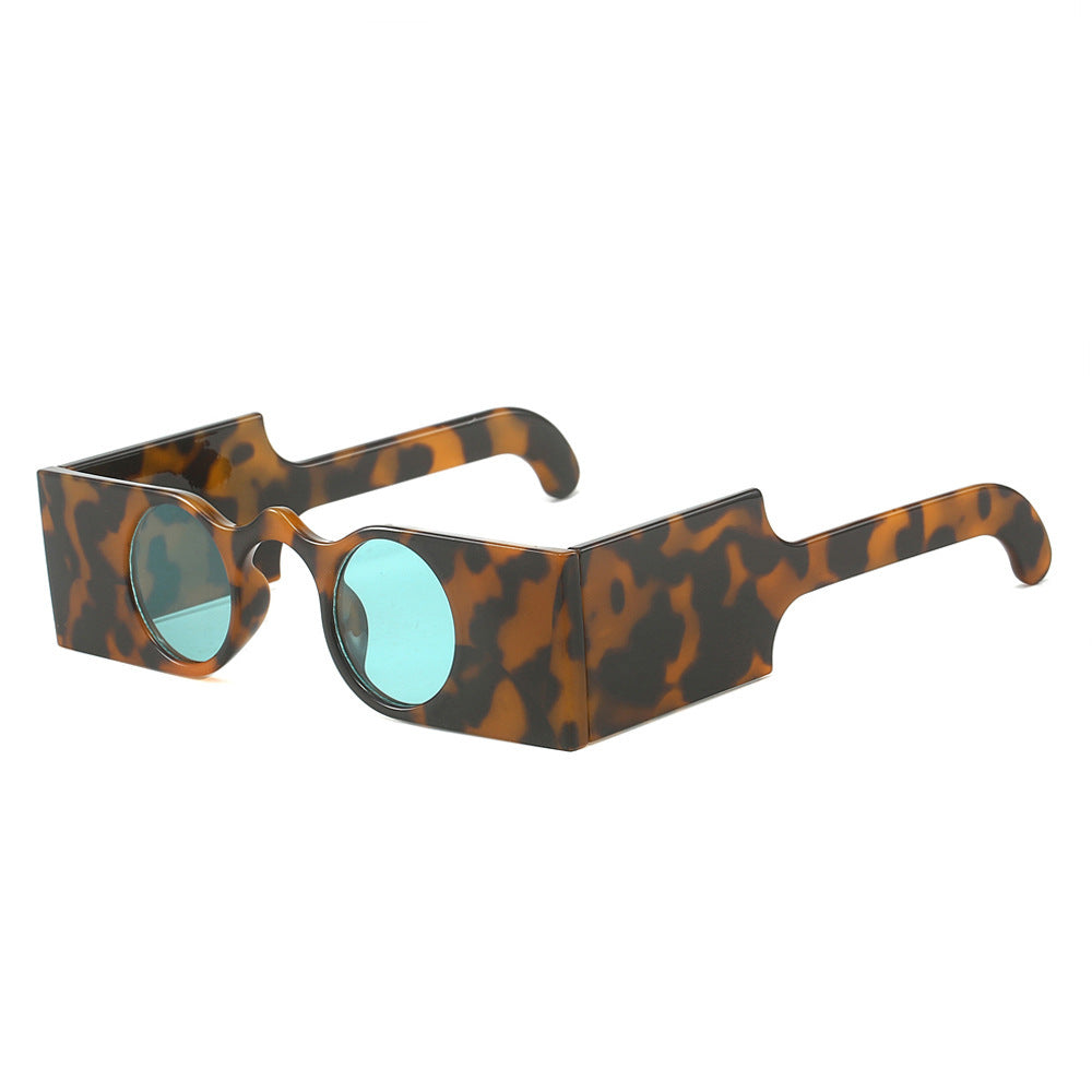 Avant-Garde Angular Frame Sunglasses Bowlift