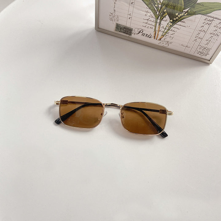 Fashionable glasses with square frame Bowlift