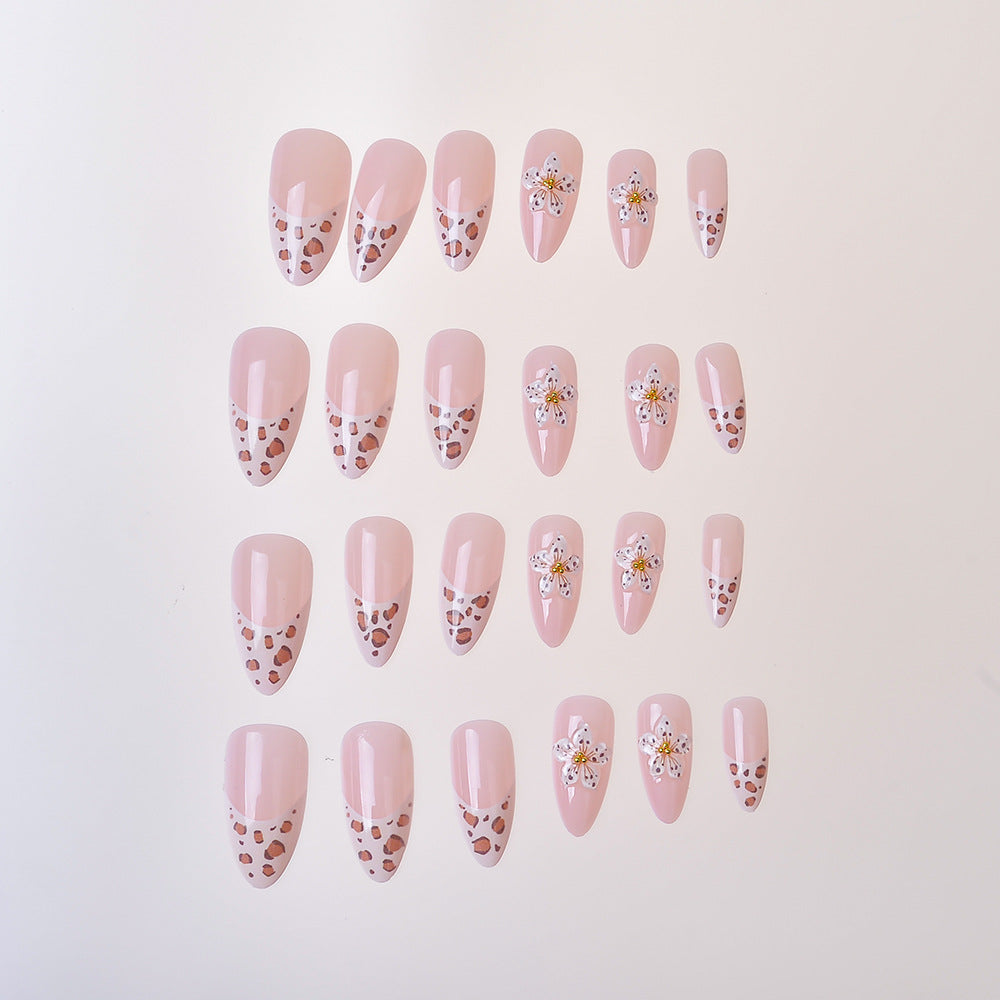 Artistic Floral-Embossed Press-On Nails Bowlift