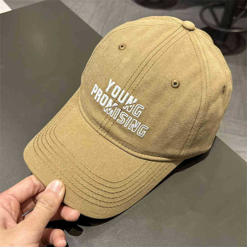 Unisex Relaxed Fit Casual Cap Bowlift