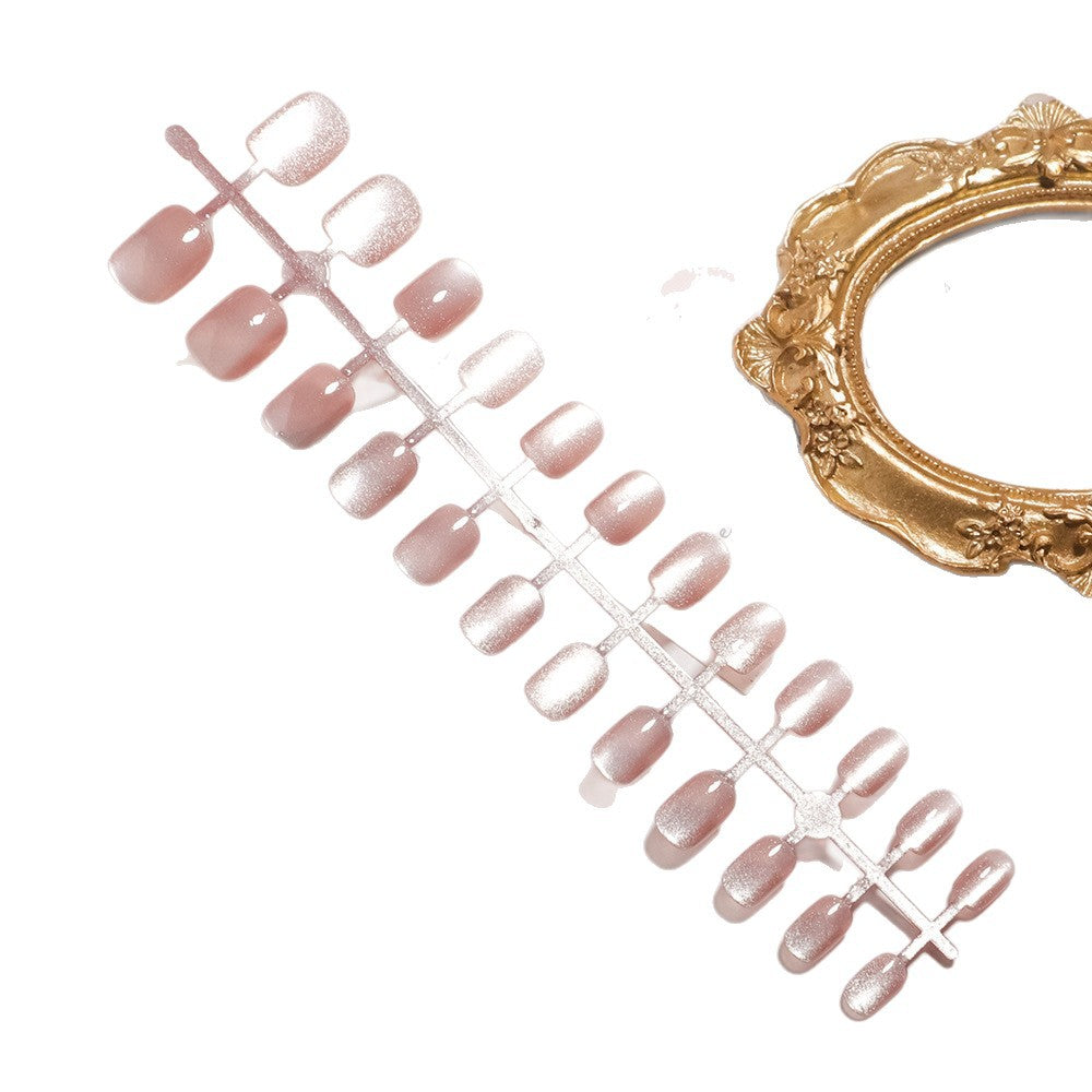 Shimmering Press-On Nail Collection Bowlift