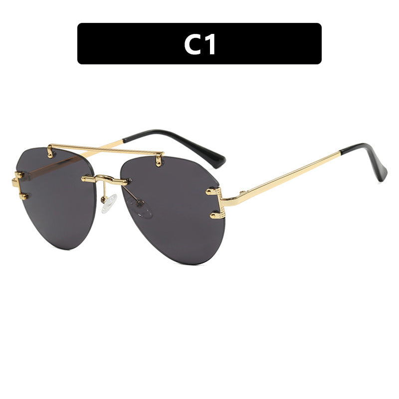 Ladies trendy sunglasses in elegant, polygonal design Bowlift