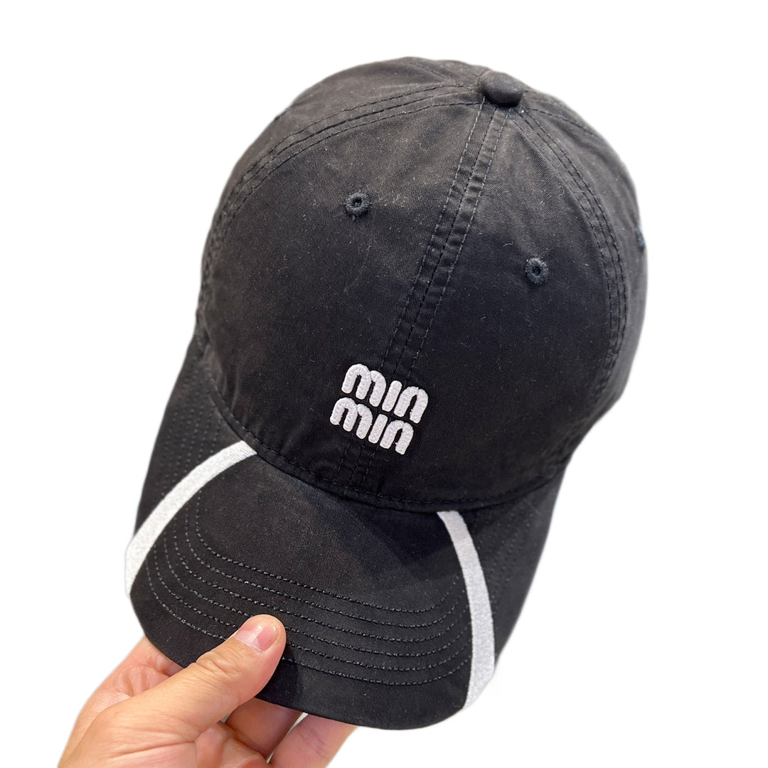Women's Lightweight Sports Cap Bowlift