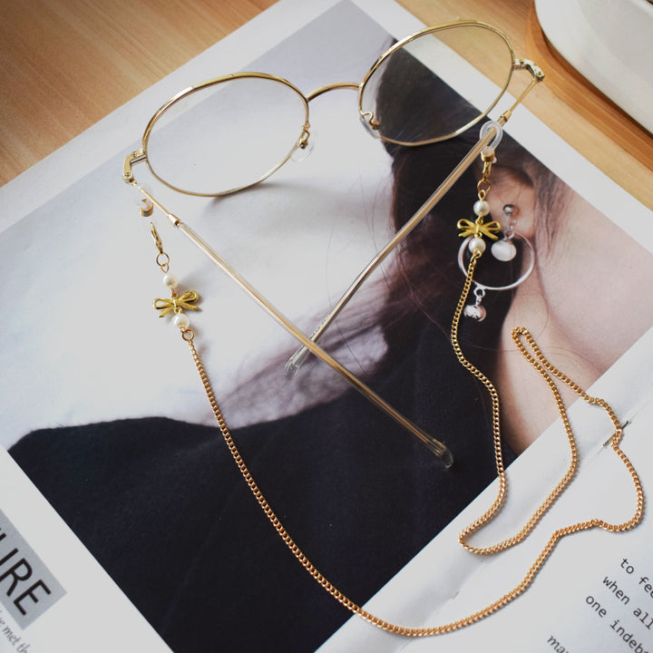 Elegant Pearl-Accented Eyewear Chain Bowlift 1786692339