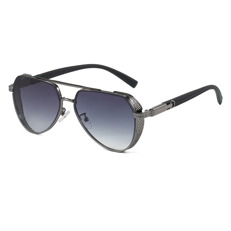 Women’s fashionable sunglasses with stylish accents Bowlift
