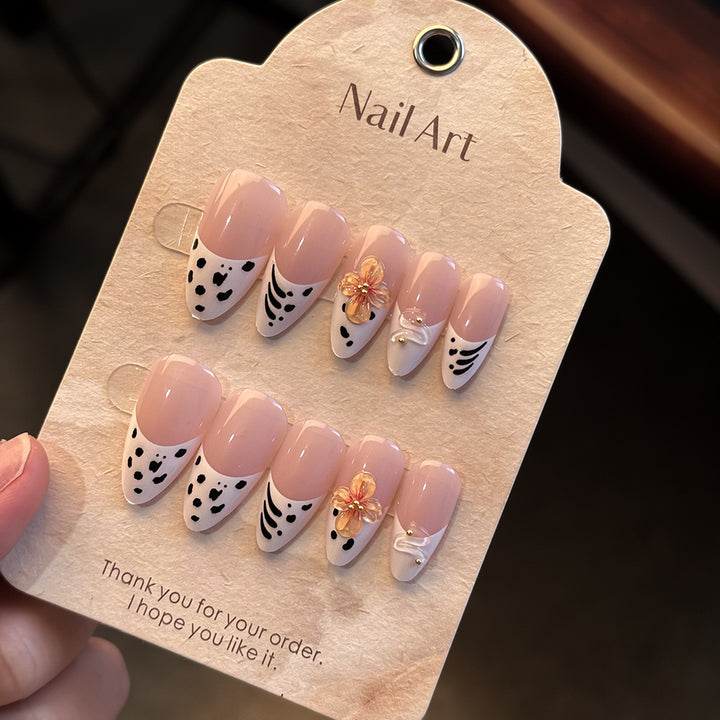 Artistic Flower-Embellished Press-On Nails Bowlift