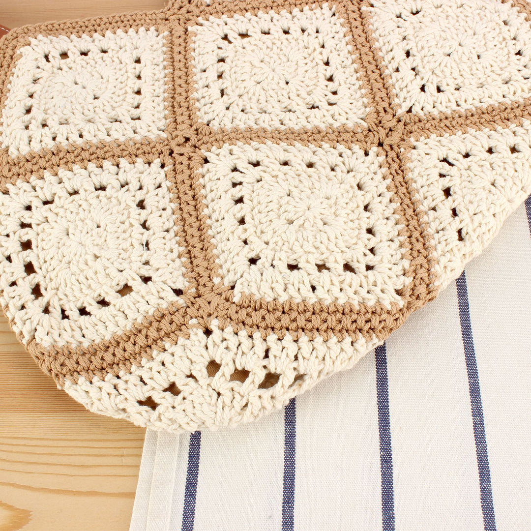 Handbag Made of Handmade Macramé with Textured Pattern Bowlift