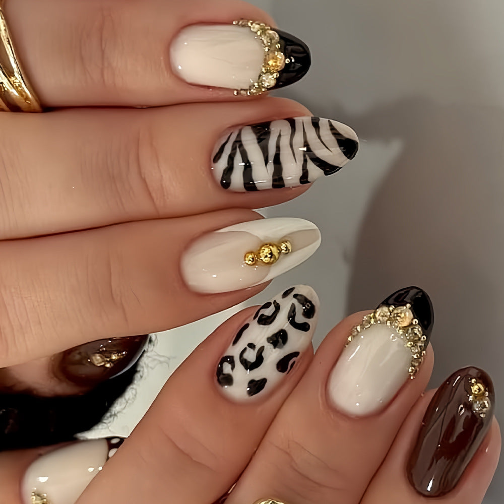 Artistic Nail Design Set with Gem Accents Bowlift