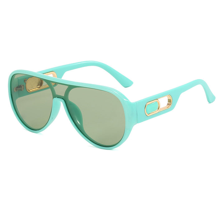 Ladies Elegant Oversize Sunglasses with Designer Details Bowlift
