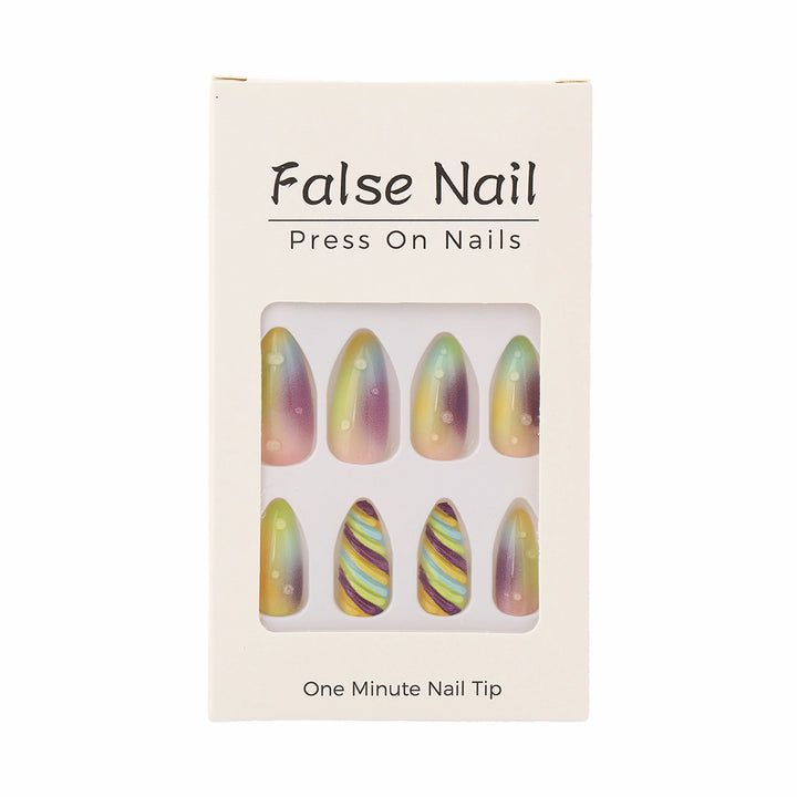 Artificial nails with soft ombre colors and creative patterns Bowlift
