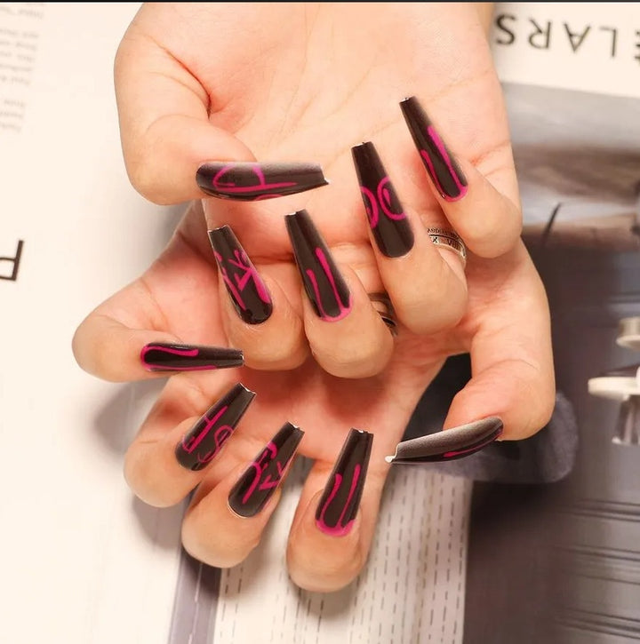 Artistic Press-On Nail Design with Dripping Effect Bowlift