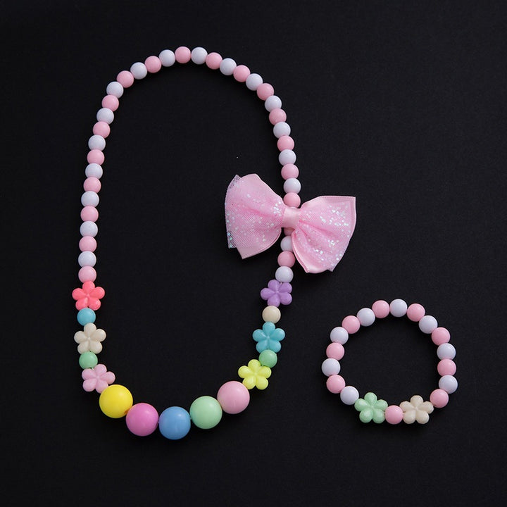 Jewelry set with floral motifs Bowlift