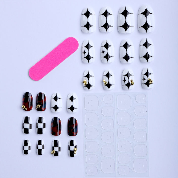 Stylish Artificial Nails Bowlift