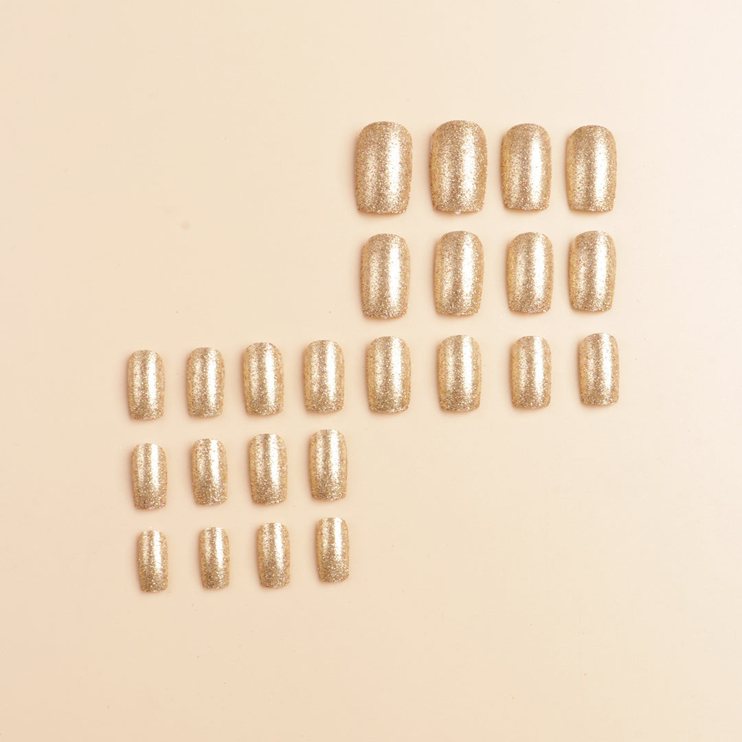 Glittery Press-On Nail Set Bowlift