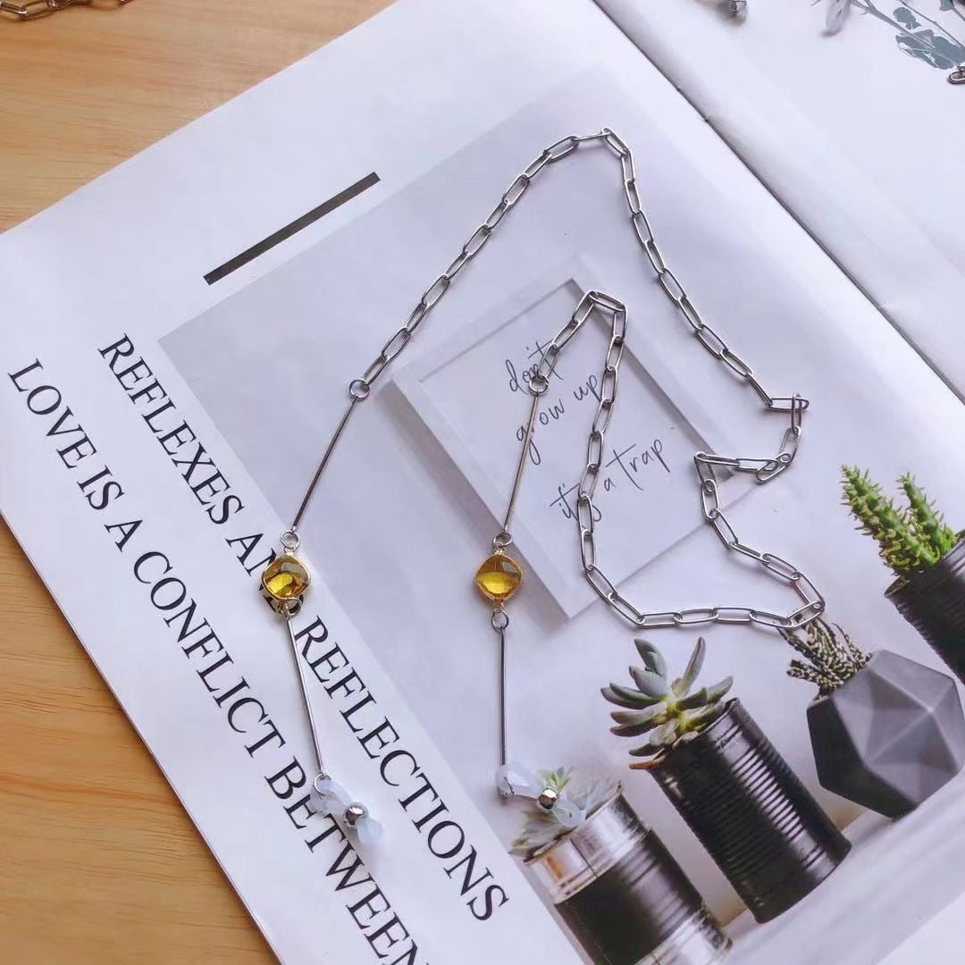 Fashionable glasses holder chain with colorful crystal pendants Bowlift