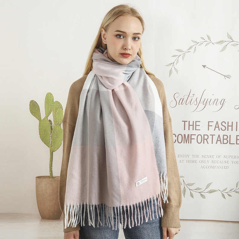 Ladies stylish patterned scarf Bowlift