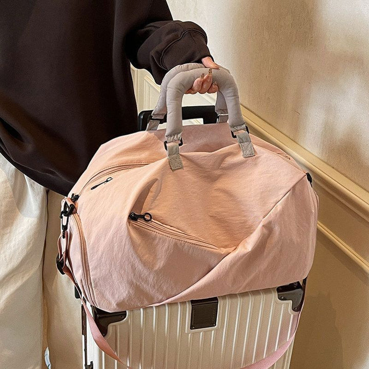 Versatile Lightweight Travel Duffle Bag Bowlift