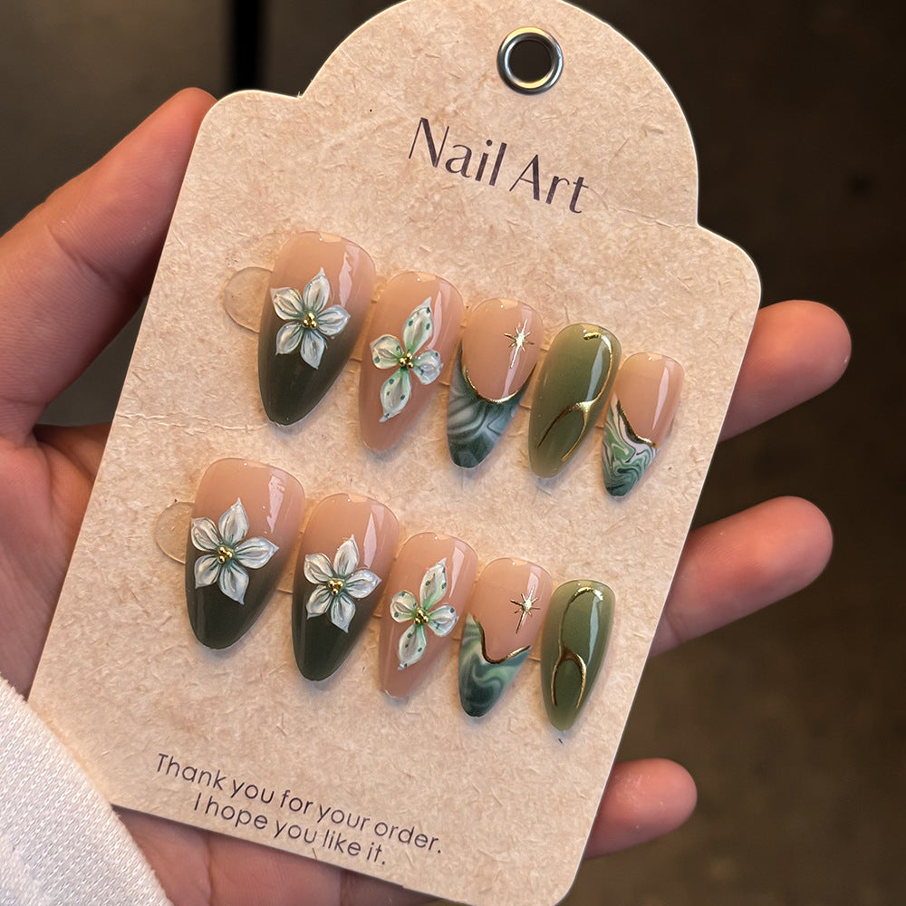 Elegant Floral-Detail Press-On Nails Bowlift