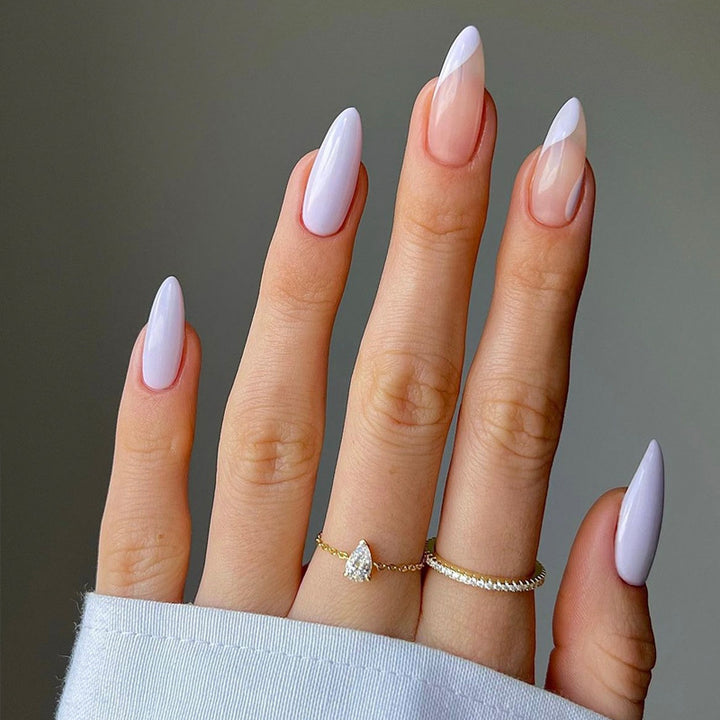 Glamorous Glittery Stiletto Press-On Nails Bowlift