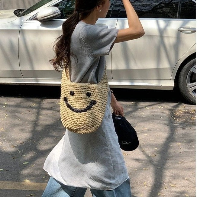 Handbag with Smiling Motif Bowlift