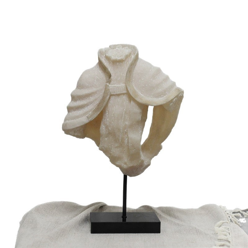 Elegant Horse Head Sculpture