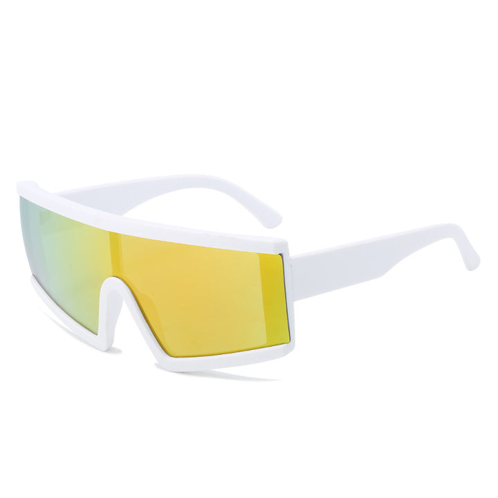 Women's sporty sunglasses with wide, scratch-resistant lens and UV protection Bowlift