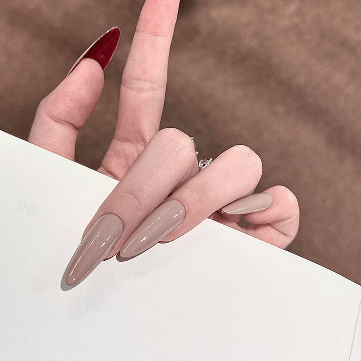 Elegant Nail Tips Bowlift