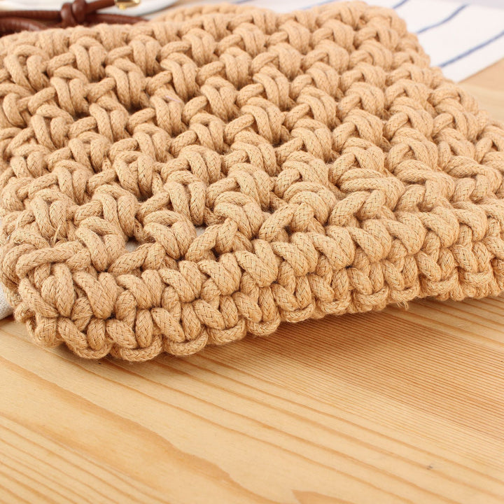 Handbag in Modern Macrame Design Bowlift