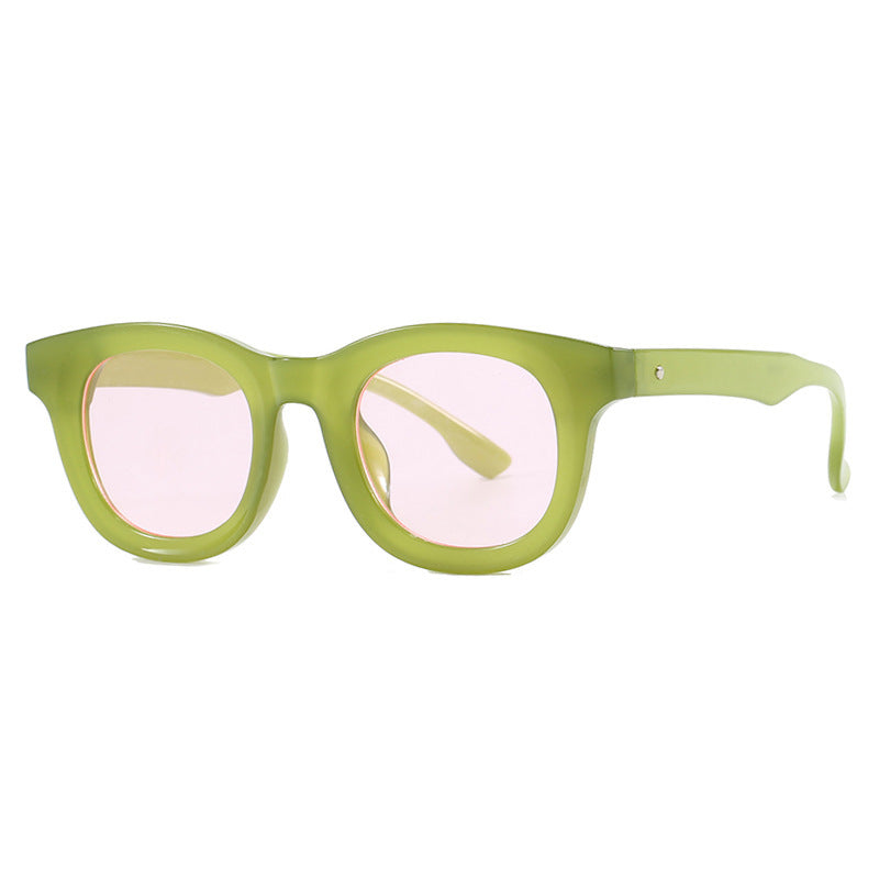Women's trendy oversized sunglasses with distinctive design Bowlift