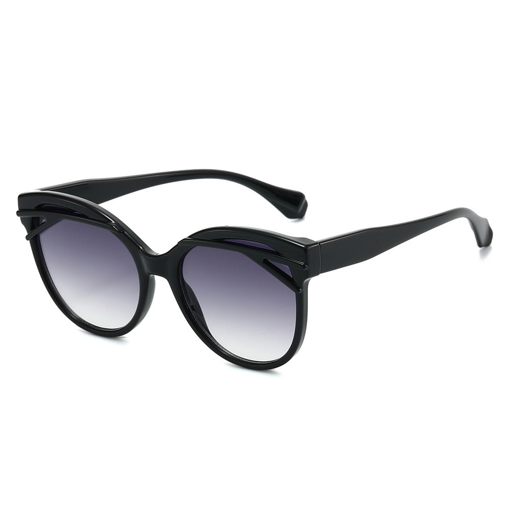 Chic Cat-Eye Sunglasses Bowlift
