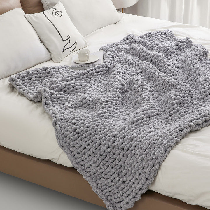Handcrafted Chunky Knit Ultra-Soft Chenille Throw Blanket Bowlift