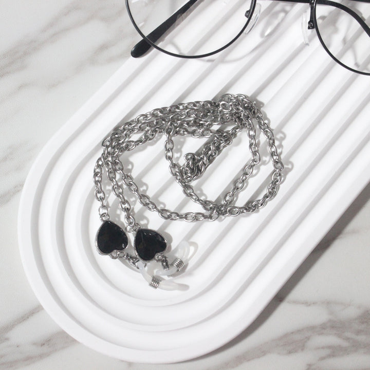 Fashionable glasses holder chain with heart pendants Bowlift
