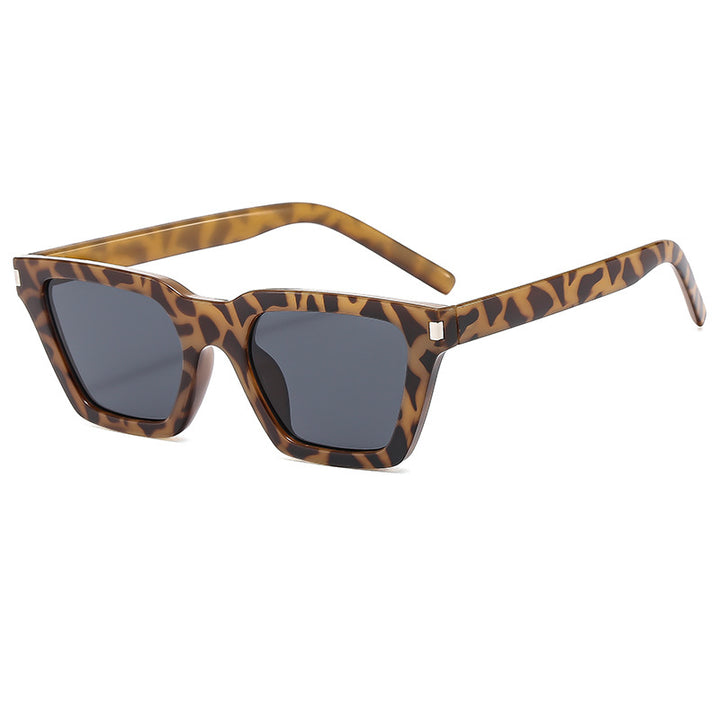 Women's modern sunglasses with striking frame Bowlift