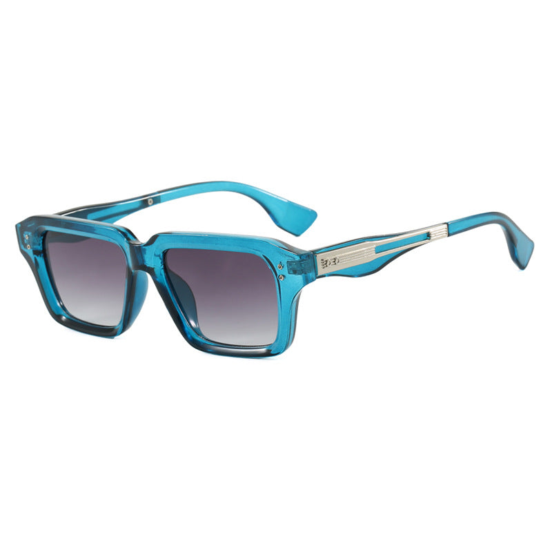 Women's stylish square sunglasses with luxurious tortoiseshell pattern and durable frame Bowlift