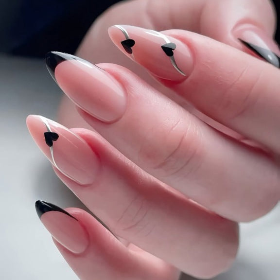 Elegant Heart-Accented Press-On Nail Set Bowlift