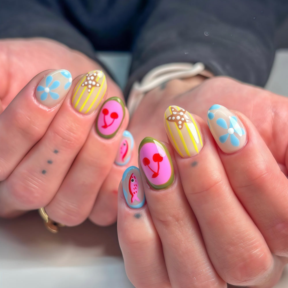 Artificial Nails in Creative Summer Design Bowlift