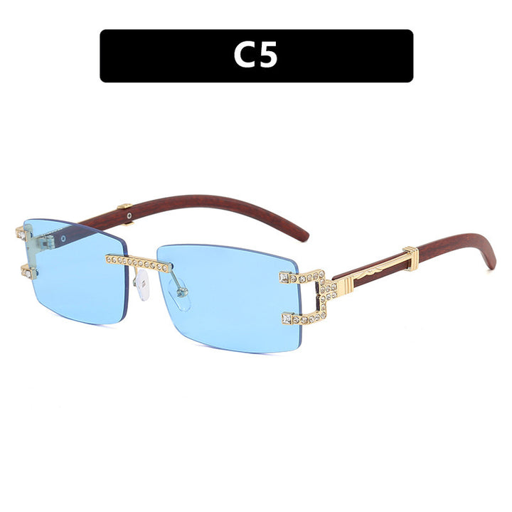 Ladies exclusive sunglasses in elegant design with rhinestone accents Bowlift