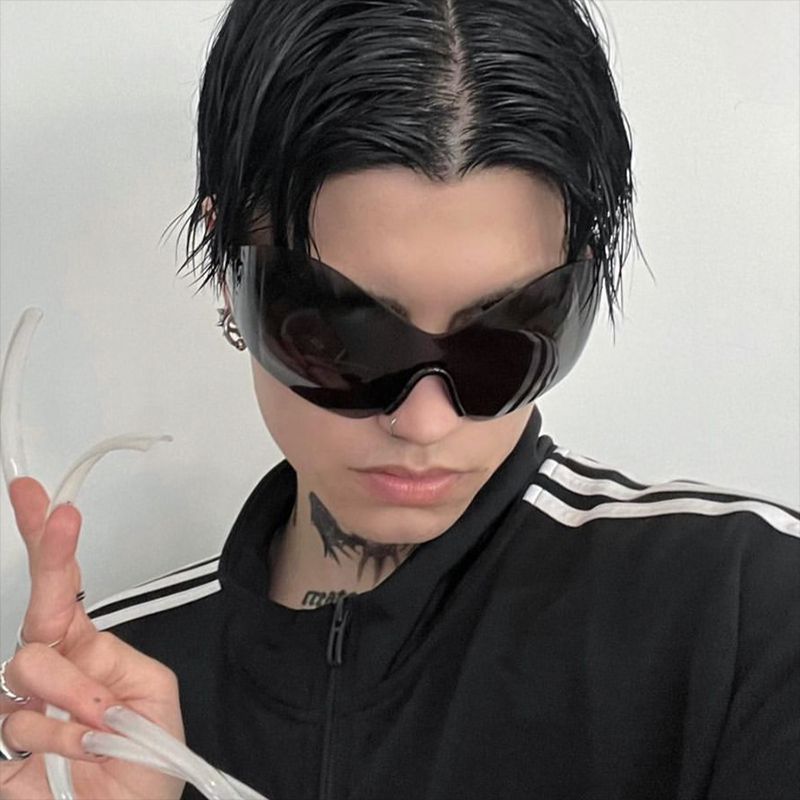 Ladies futuristic sunglasses Bowlift