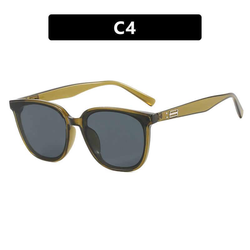 Ladies elegant sunglasses with trendy transparent frame Bowlift