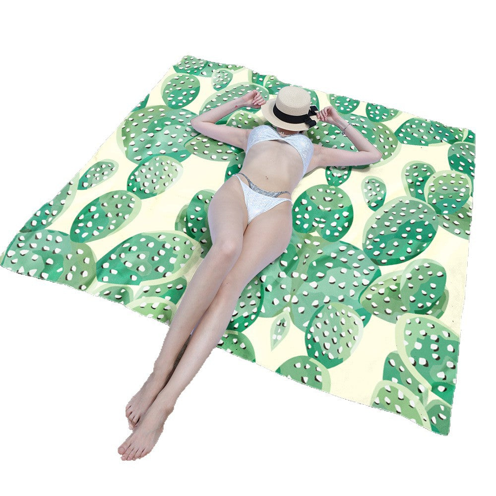 Beach blanket with floral cactus pattern Bowlift