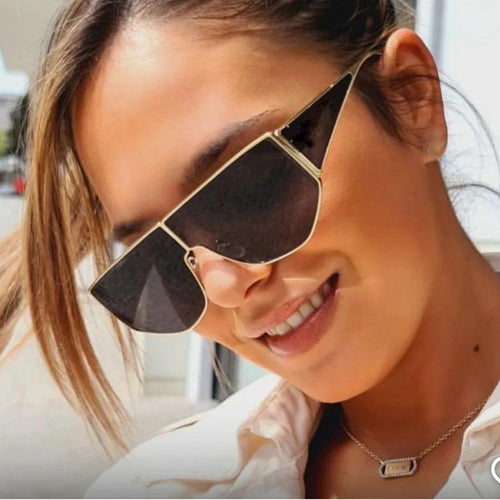 Women's trendy oversized sunglasses with distinctive geometric design Bowlift