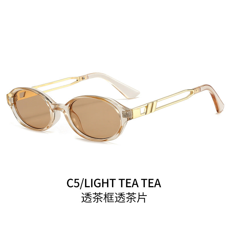 Women Elegant Sunglasses in luxurious tortoiseshell design with golden metal accents Bowlift